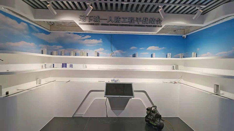 云南陸良黨群服務中心引入滑軌屏、拼接屏、一體機打造信息平臺